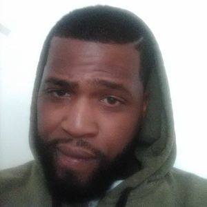 Meet your Posher, Emmanuel